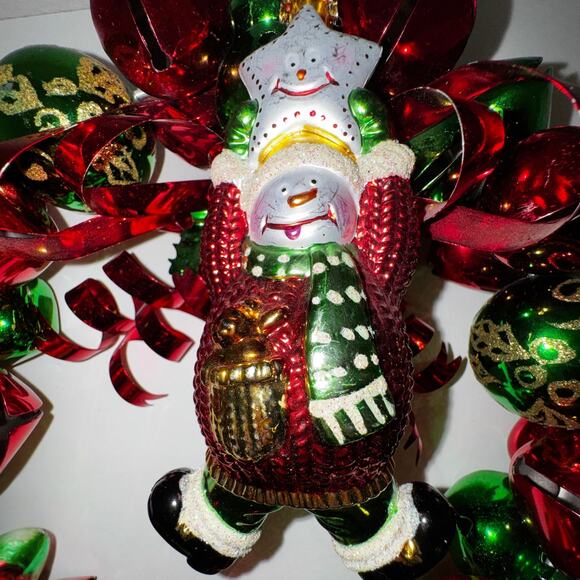 Jingle Bell Christmas Wreath with Snowman Ornament – Red & Green Metal Bells - Picture 3 of 10